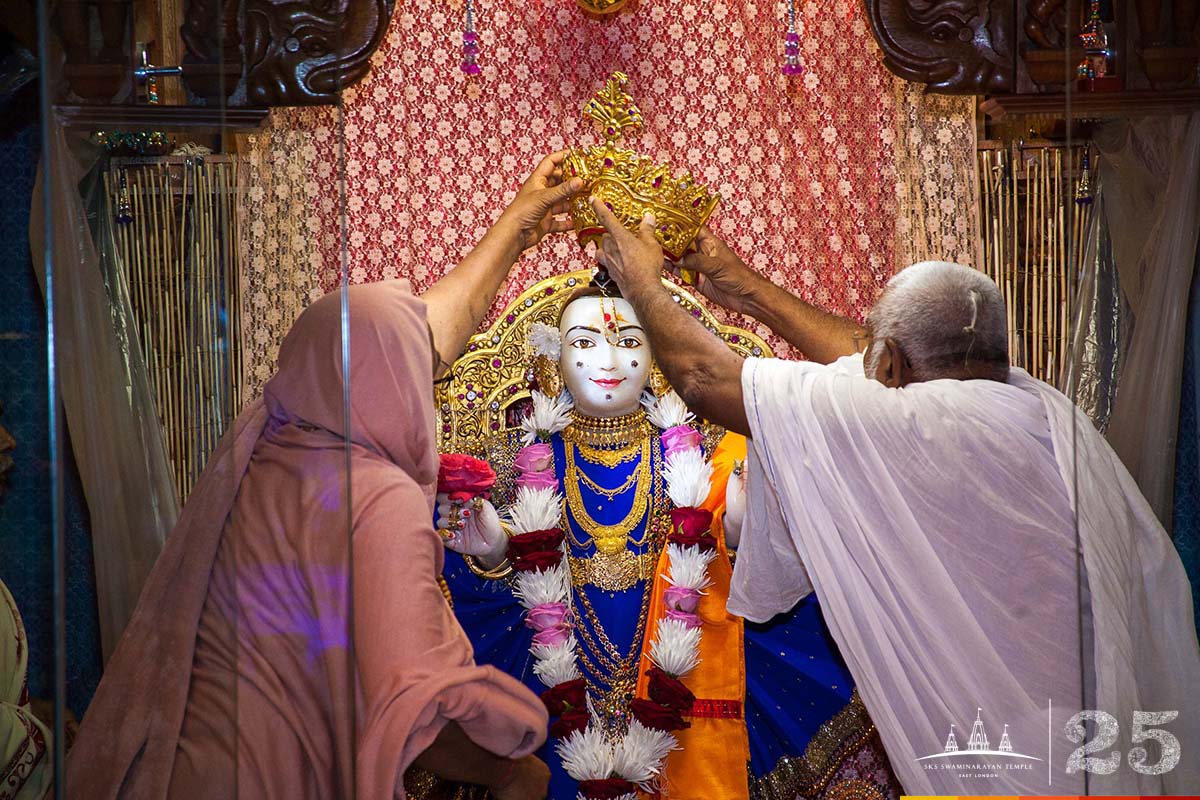©1987-2017 SKS Swaminarayan Temple East London